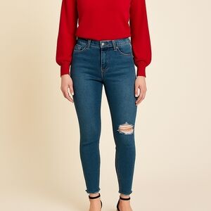 Levi's Medium Blue Skinny Jeans with Knee Rip